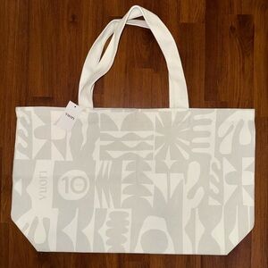 Vuori Canvas Limited Edition Tote NWT